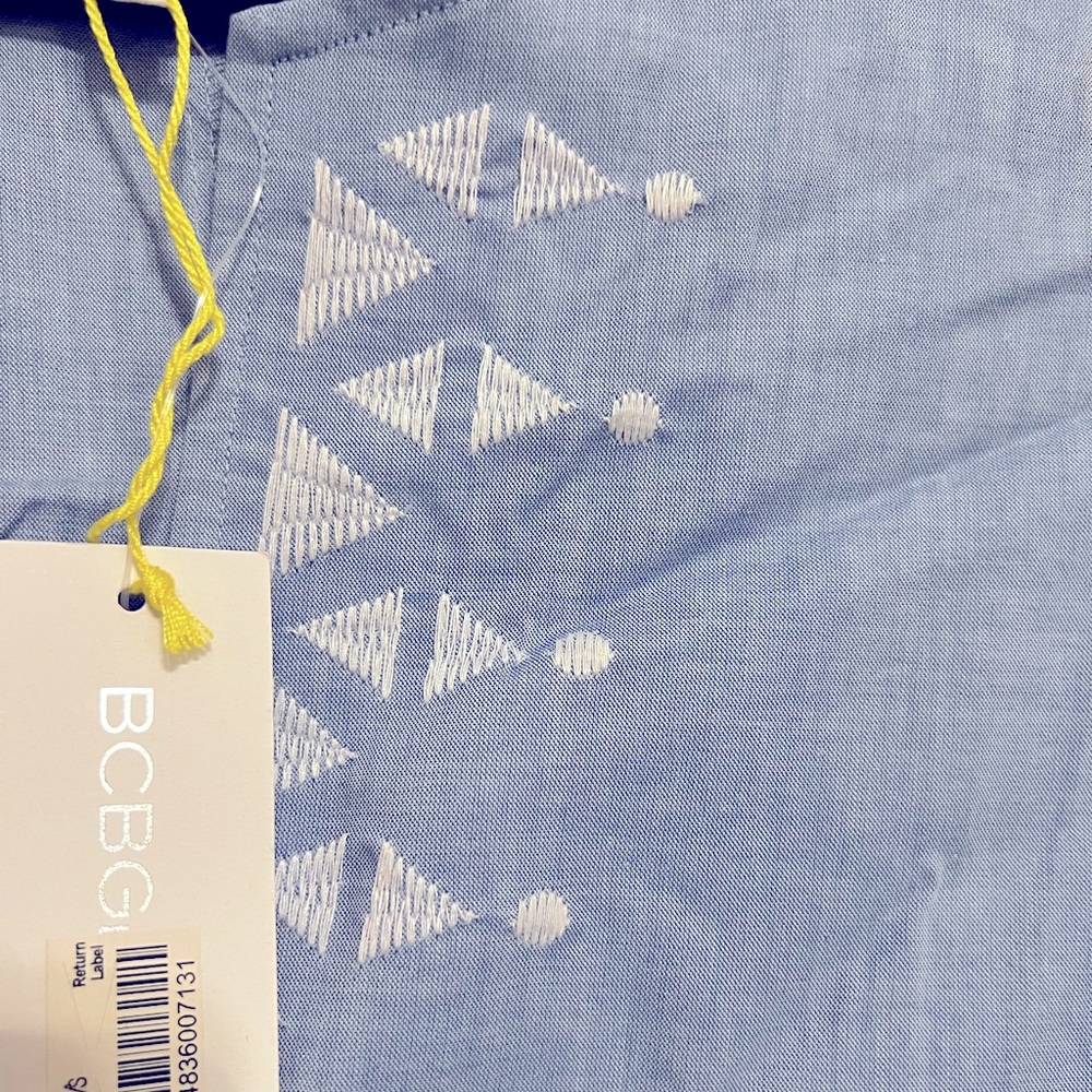 BCBGeneration Women's Embroidered Top, Light Blue, Large - Picture 5 of 7